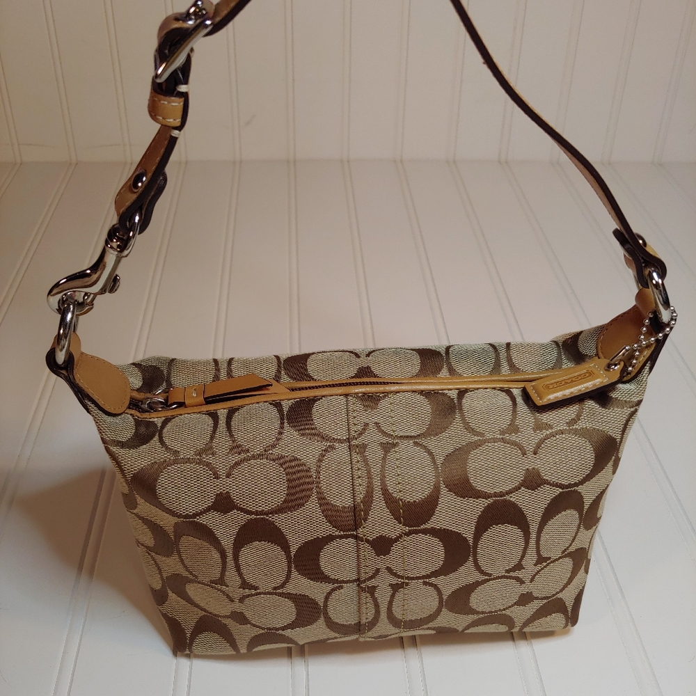 Coach Signature Khaki Small Purse - Picture 2 of 14